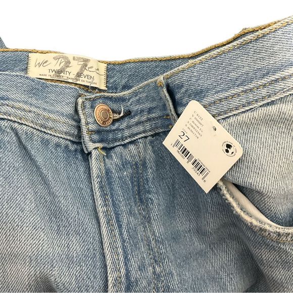 Free People Maggie Mid-Rise Straight Leg distress crop Jeans - Picture 3 of 5